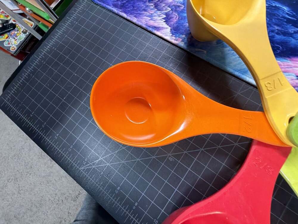 Measuring Cups Set, Assorted Colors - .com - Picture 5 of 7